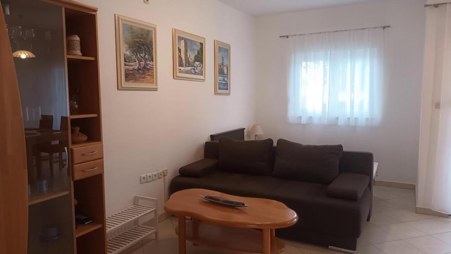 Apartment Marelja - Private Parking And Balcony Zadar Bagian luar foto