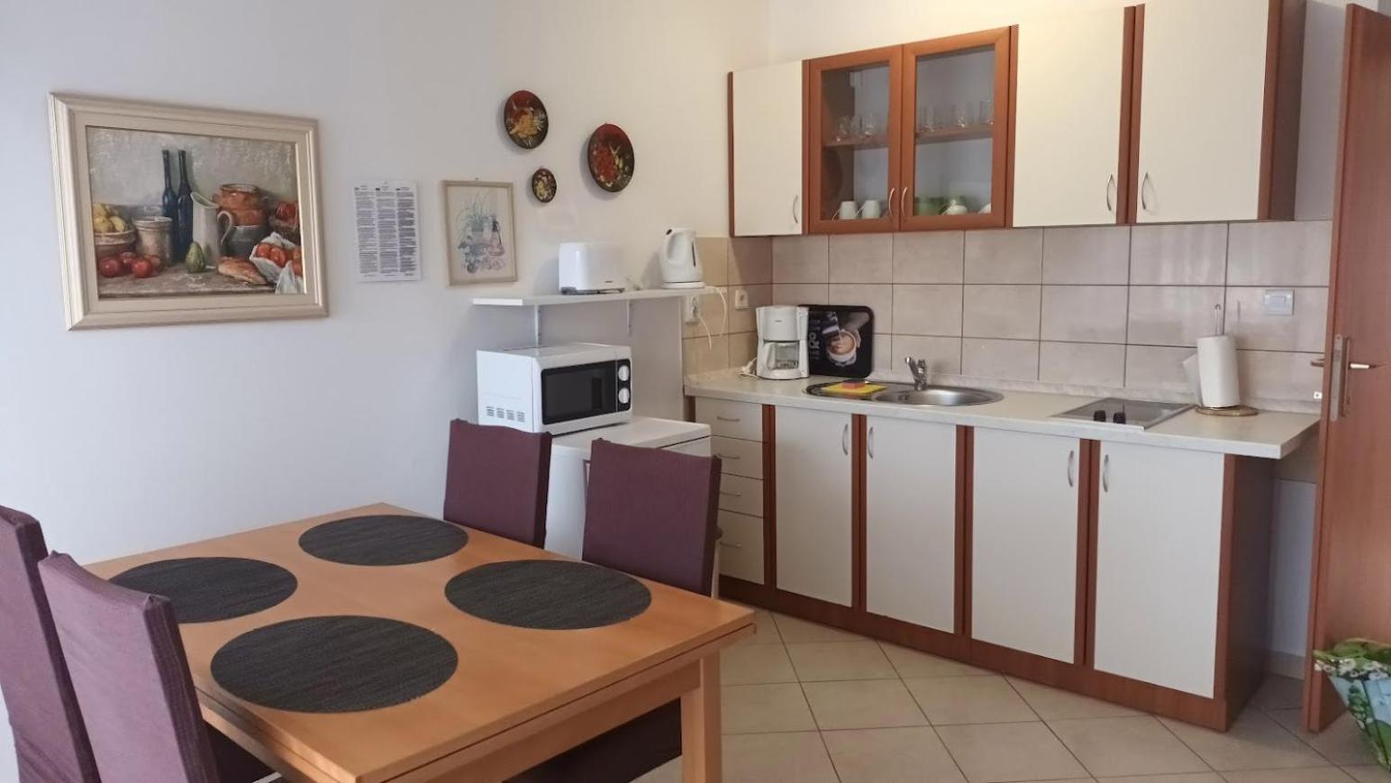 Apartment Marelja - Private Parking And Balcony Zadar Bagian luar foto
